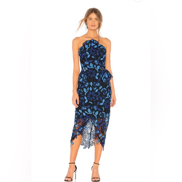 Elliatt Dresses & Skirts - Times Dress by ELLIATT